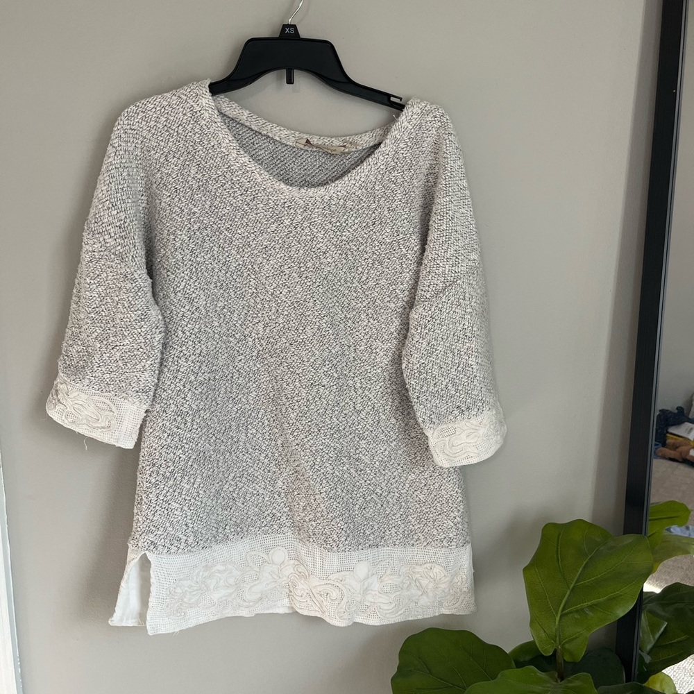 Soft surroundings gray sweater with lace trim detail size extra small